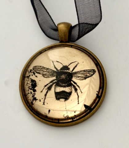 Moon gold leaf Bumble Bee